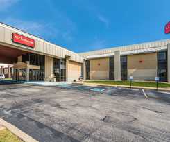 Econo Lodge Inn And Suites