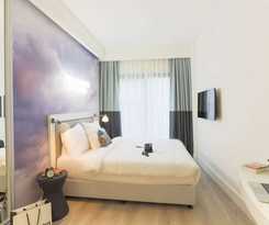 Cloud7 Hotel