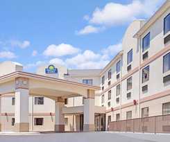 Days Inn And Suites By Wyndham Laurel Near Fort Meade