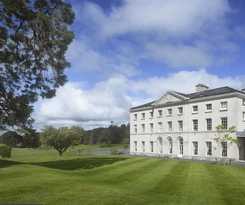 Hotel Farnham Estate Spa And Golf Resort