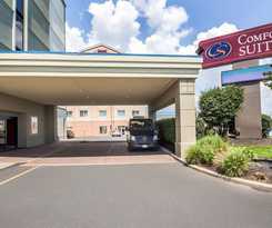 Comfort Suites At Woodbridge