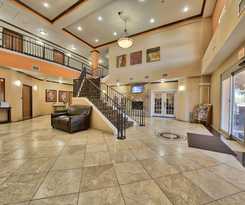 Hotel Comfort Inn And Suites