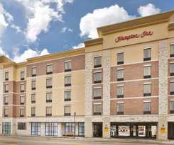 Hotel Hampton Inn By Hilton Detroit Dearborn