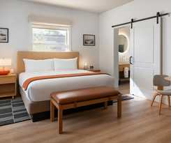 Hotel Dr. Wilkinson's Backyard Resort And Mineral Springs, A Member Of Designs