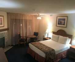 Hotel Monarch Resort