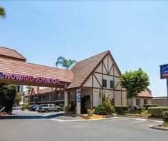 Howard Johnson By Wyndham Norco
