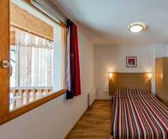 Hotel Noemys Les Chalets De Bois M&eacute;an