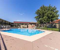Hotel Countryside Suites Kansas City Independence I-70e Sports Complex