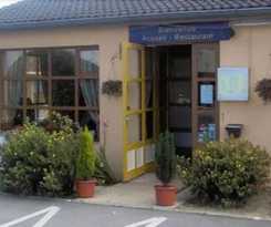 Hotel H&ocirc;tel Grill Le Coudray-montceaux