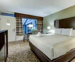 Hotel Glenstone Lodge