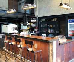 The Entaneer Poshtel - Hostel