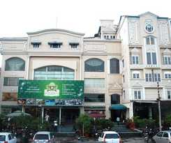 Hotel Diplomat Residency