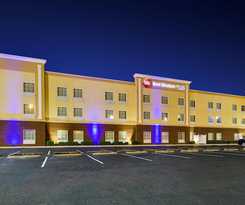 Best Western Plus Brunswick Inn And Suites