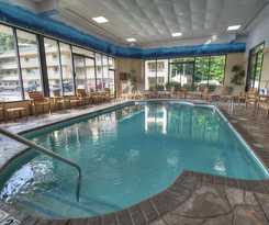 Hotel Comfort Inn And Suites At Dollywood Lane