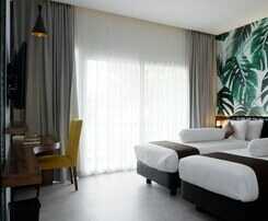 Front One Resort Magelang