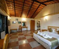 Hotel Gir Lions Paw Resort With Swimming Pool