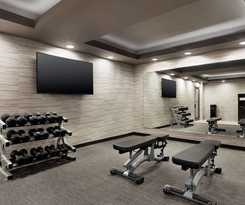 Courtyard By Marriott Tulsa Central