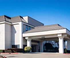 Hotel Days Inn By Wyndham Fort Worth North / Fossil Creek