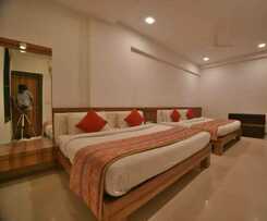 Hotel The Elegance Resort