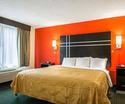 Hotel Quality Suites Atlanta Airport East