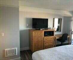 Seabird Lodge