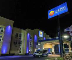 Hotel Comfort Inn And Suites
