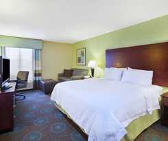 Hotel Larkspur Landing South Bend 