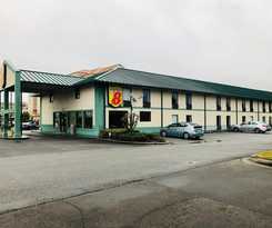 Super 8 By Wyndham Valdosta Ga I-75