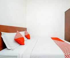 Oyo 2400 Maleo Exclusive Residence