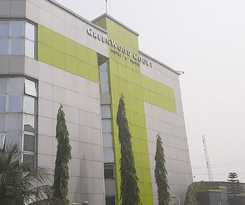 Hotel Greenwood Courts And Suites