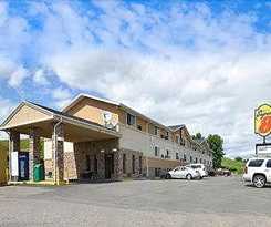 Super 8 By Wyndham Minot Airport