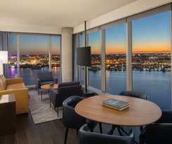 Canopy By Hilton Baltimore Harbor Point