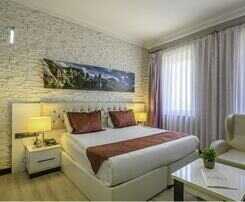  Real House Boutique Hotel