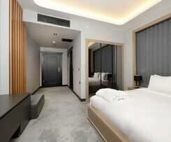 Aileena Hotel And Villas