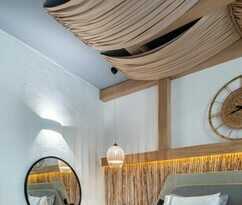  Harbour Suites