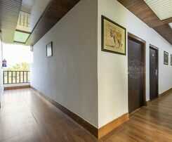 Hotel Seven Corbett Resort