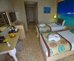 Hotel Izgrev Spa And Aqua Park