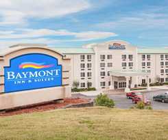 Hotel Baymont By Wyndham Hot Springs On The Lake
