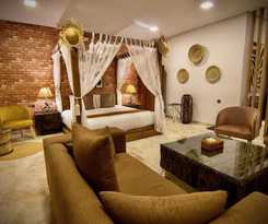 Coastline Resort