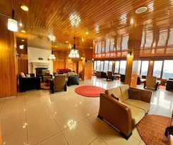  Lahza Hills Resort