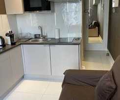 Sweet Accommodation 