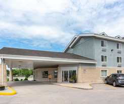 Super 8 By Wyndham Winnipeg West