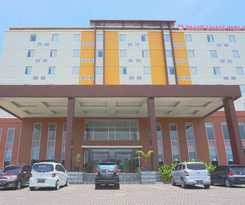 Hotel Oyo 3269 Grand Sayang Park Makass