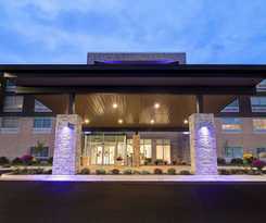 Holiday Inn Express And Suites Detroit Dearborn, An Ihg