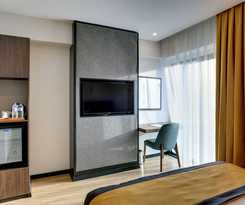 Hotel Leo Suites