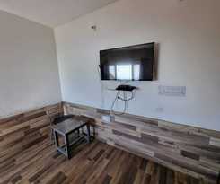 Hotel Divine Home Stay