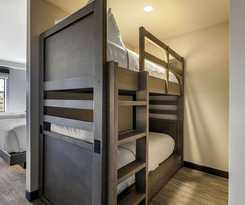 Hotel Cambria Lake Placid - Lakeside Resort