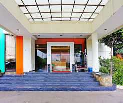 Hotel Super Oyo Townhouse Oak Fiducia Serpong