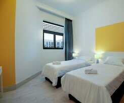  Izzzi.lifemint - Apart Hotel