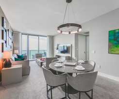 Lyfe Condo - Stay by the Beach - We Host